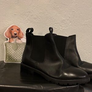 Steve Madden Black Chelsea Boots